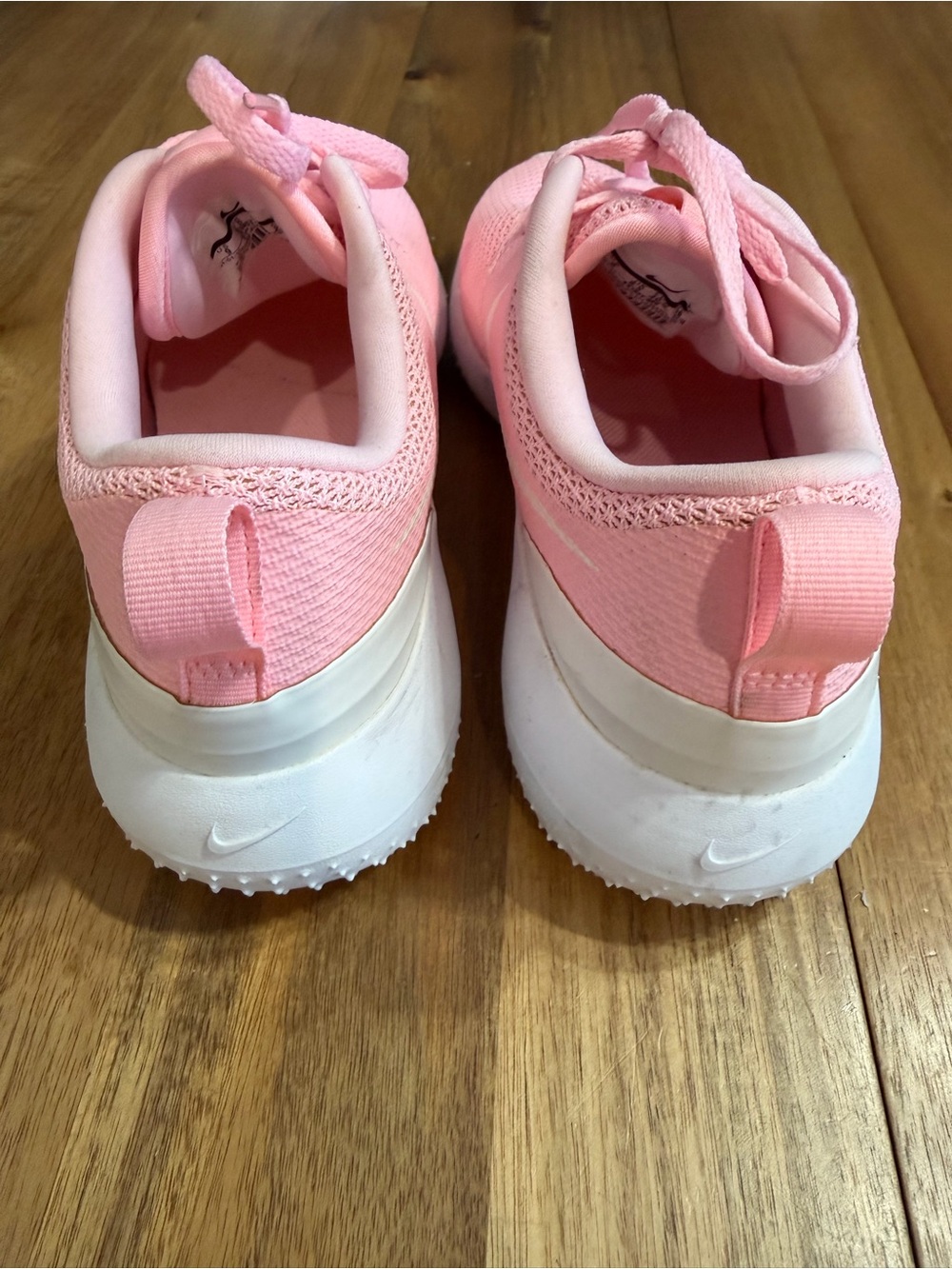 Nike Light Pink Mesh golf Roshe Athletic Sneakers with White Swoosh - Picture 3 of 6